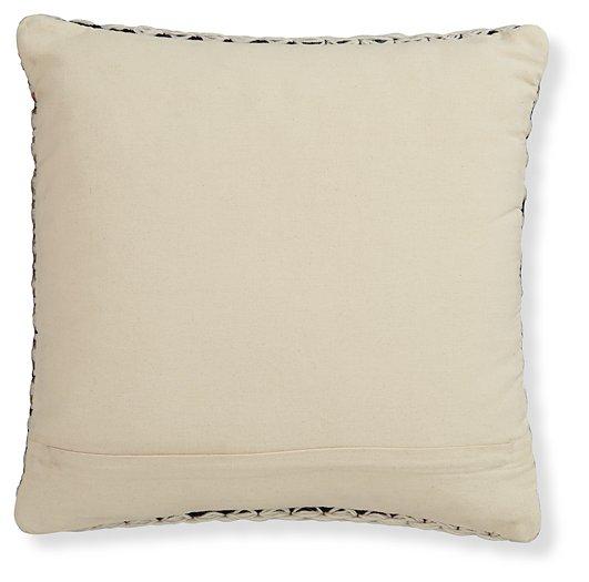 Nealington Pillow