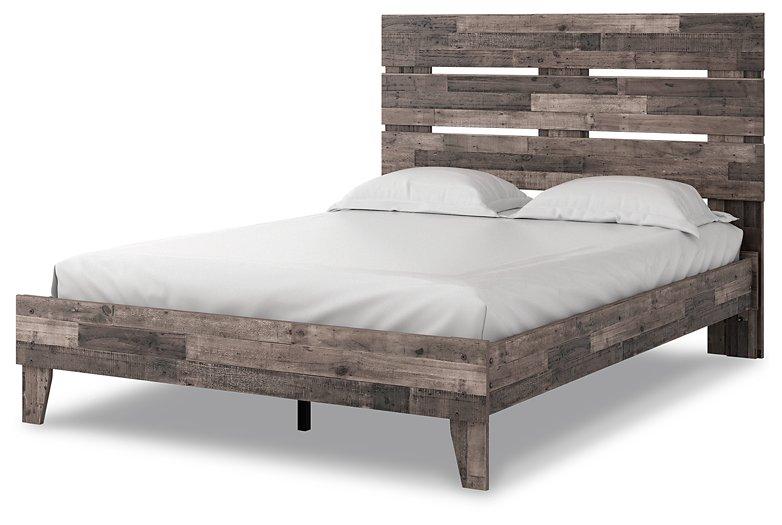 Neilsville Panel Bed